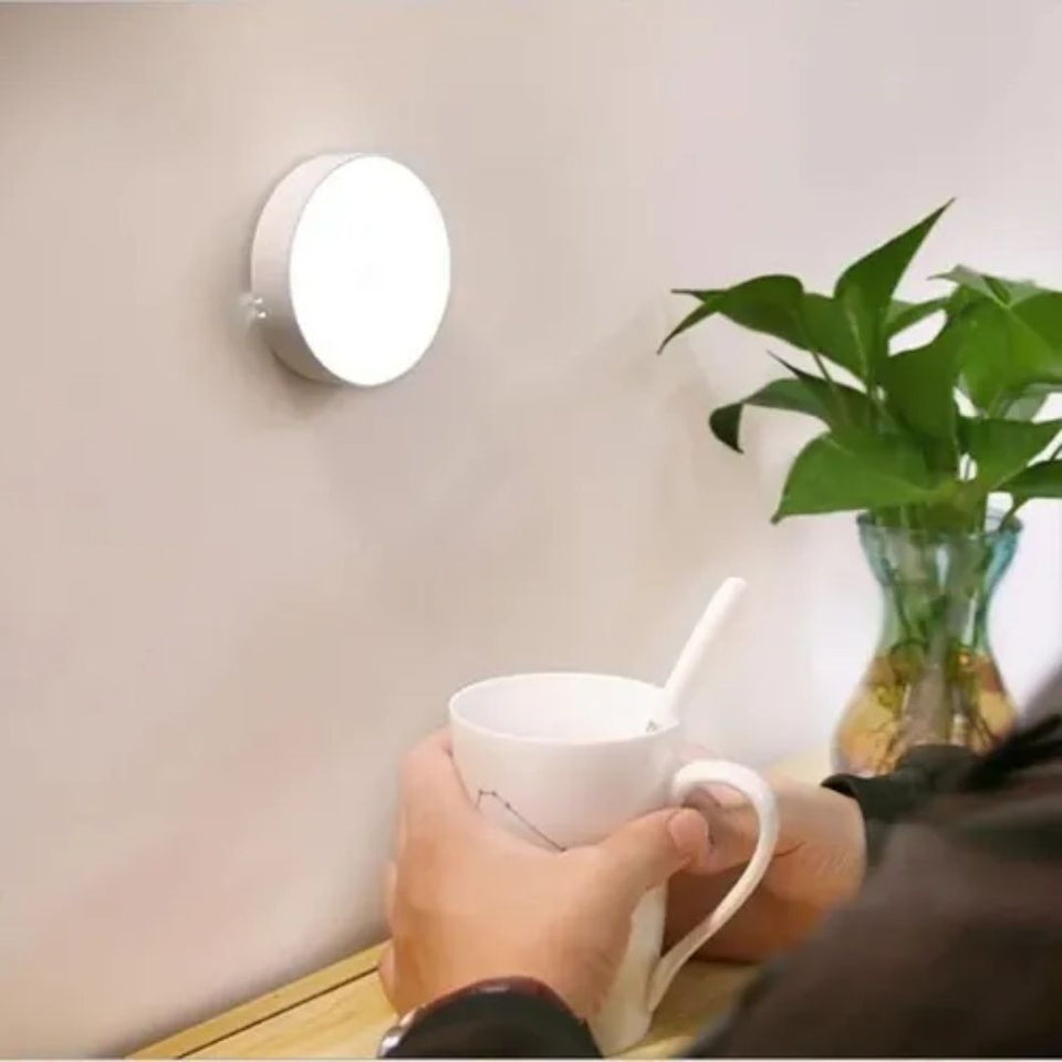 Lampara Led Inalámbrica Con Sensor Recargable